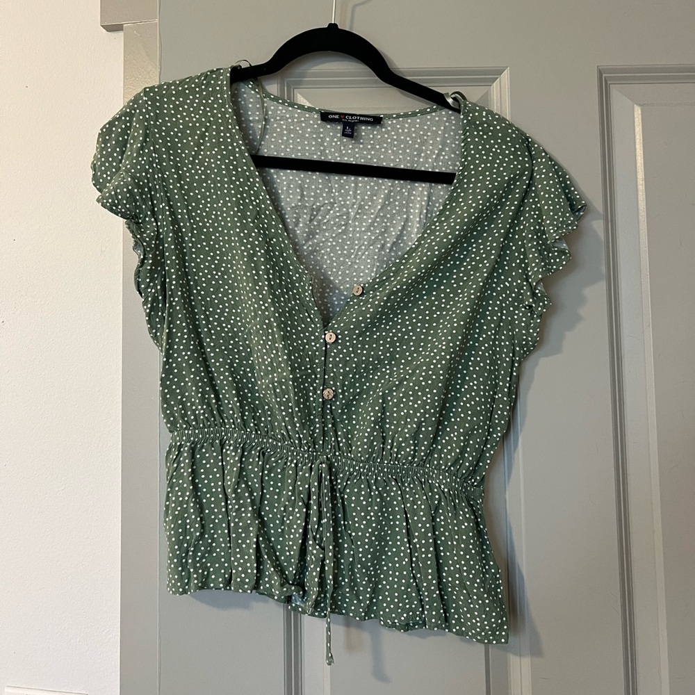 Cute green polka dot blouse